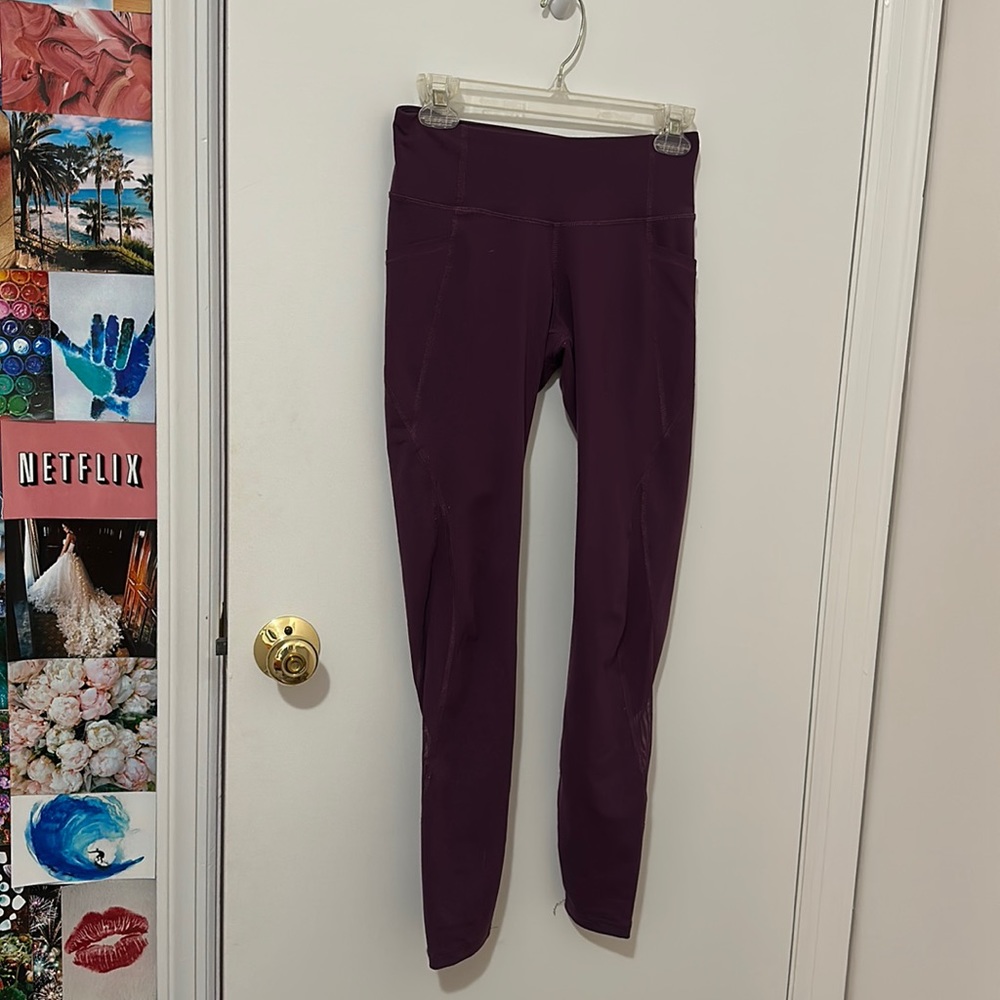 Old Navy plum purple high rise elevate leggings!